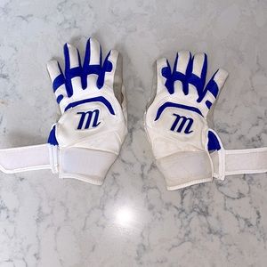 Marucci signature 3 batting gloves adult small white/royal blue
